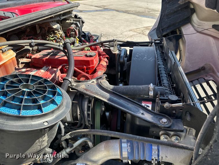 image for item OJ9670 2015 Freightliner  Business Class M2 shuttle bus