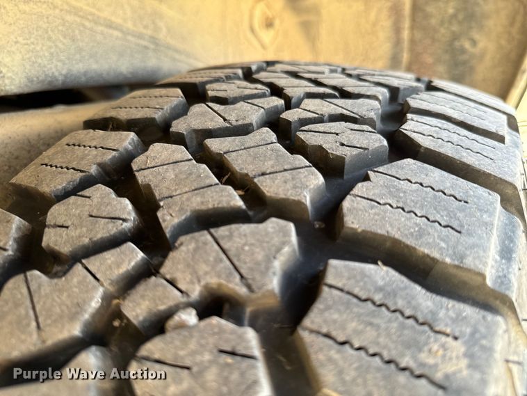 image for item OJ9672 2006 Nissan  Xterra SUV