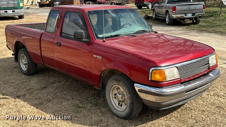 image for item OJ9673 1997 Ford Ranger XLT SuperCab pickup truck