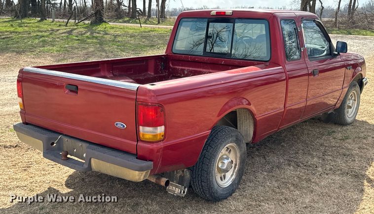 image for item OJ9673 1997 Ford Ranger XLT SuperCab pickup truck