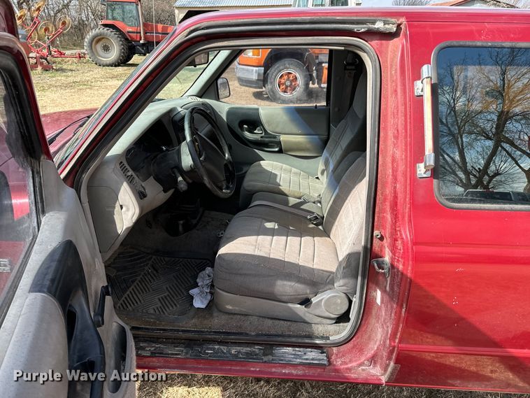 image for item OJ9673 1997 Ford Ranger XLT SuperCab pickup truck