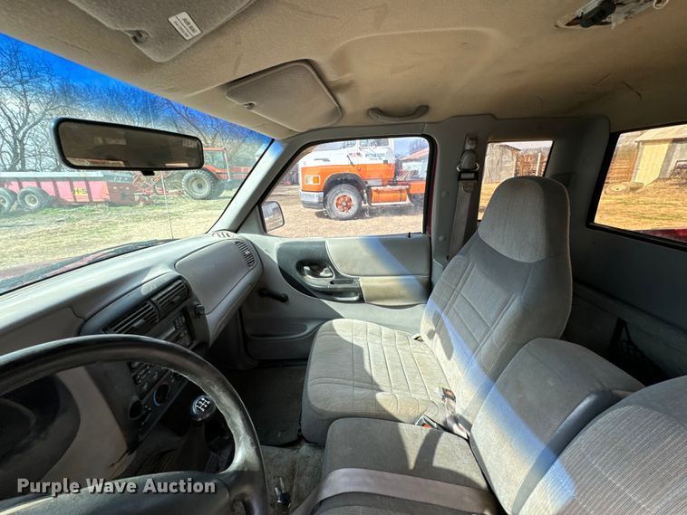image for item OJ9673 1997 Ford Ranger XLT SuperCab pickup truck