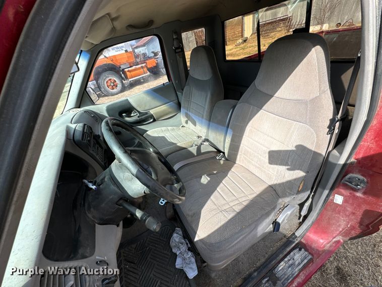 image for item OJ9673 1997 Ford Ranger XLT SuperCab pickup truck