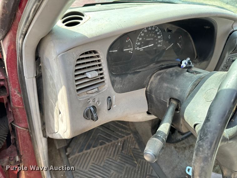 image for item OJ9673 1997 Ford Ranger XLT SuperCab pickup truck