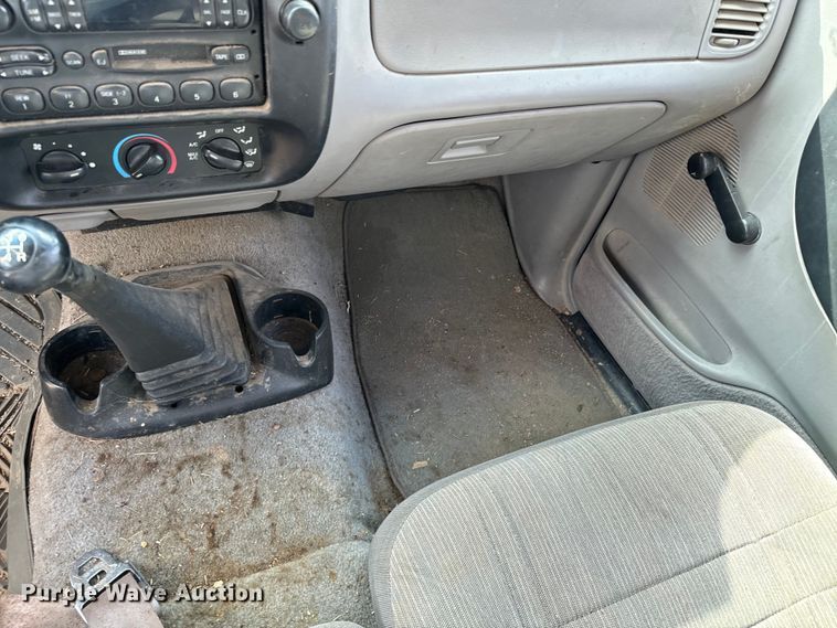 image for item OJ9673 1997 Ford Ranger XLT SuperCab pickup truck