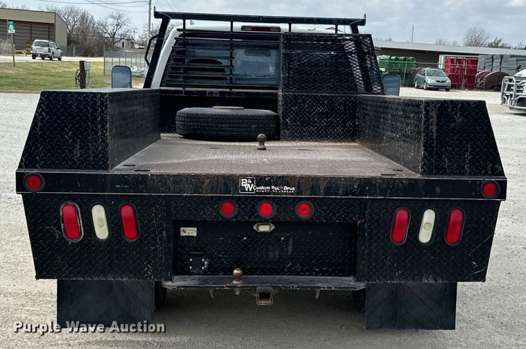 2000 Chevrolet C3500 utility bed pickup truck in Chanute, KS Item