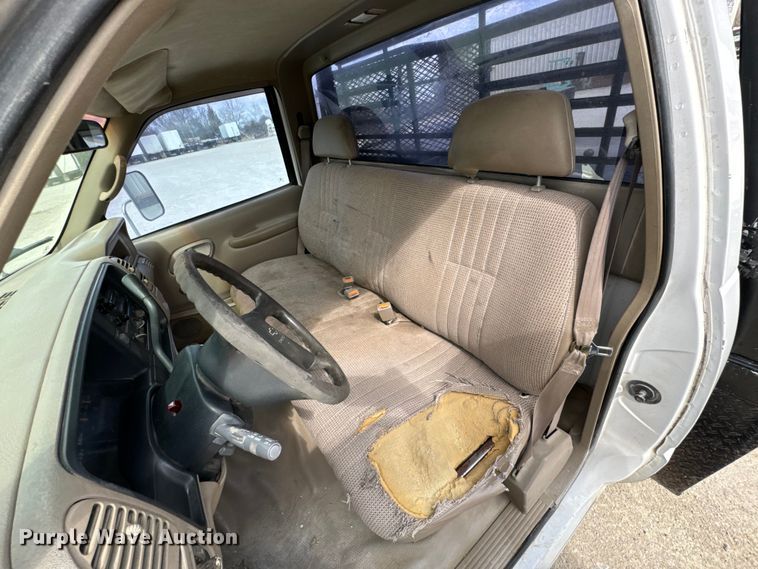 image for item OJ9685 2000 Chevrolet C3500 utility bed pickup truck