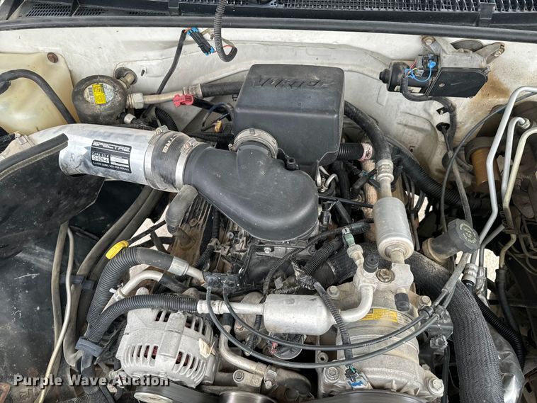 image for item OJ9685 2000 Chevrolet C3500 utility bed pickup truck