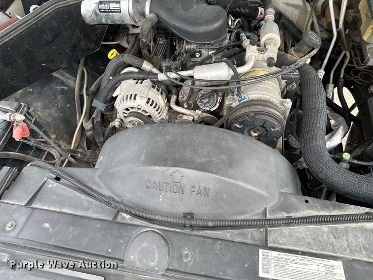 image for item OJ9685 2000 Chevrolet C3500 utility bed pickup truck