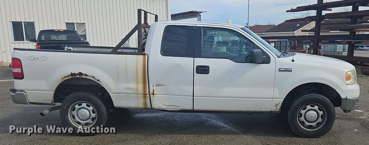 image for item OK9814 2005 Ford  F150 SuperCab pickup truck