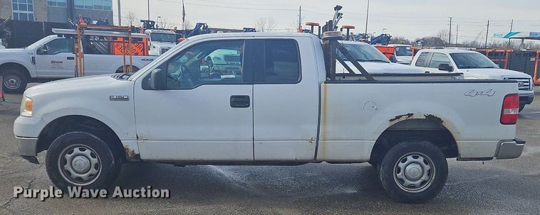 image for item OK9814 2005 Ford  F150 SuperCab pickup truck