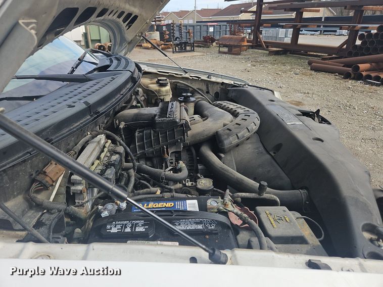 image for item OK9814 2005 Ford  F150 SuperCab pickup truck