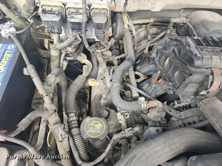 image for item OK9814 2005 Ford  F150 SuperCab pickup truck