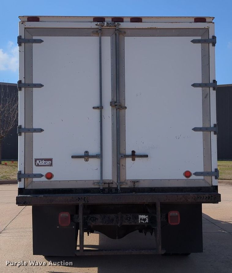 image for item OL9244 1988 GMC C6000 refrigerated truck
