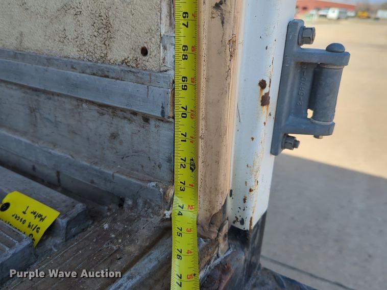 image for item OL9244 1988 GMC C6000 refrigerated truck