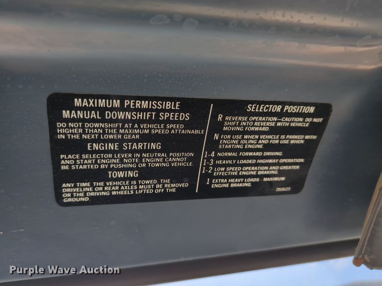 image for item OL9244 1988 GMC C6000 refrigerated truck