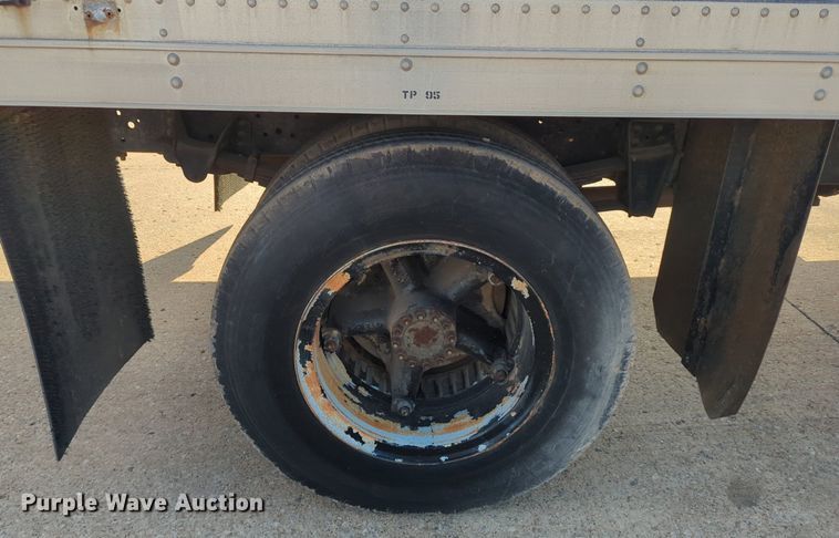 image for item OL9244 1988 GMC C6000 refrigerated truck