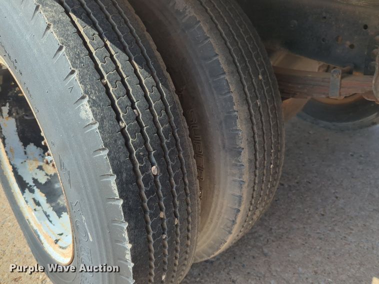 image for item OL9244 1988 GMC C6000 refrigerated truck