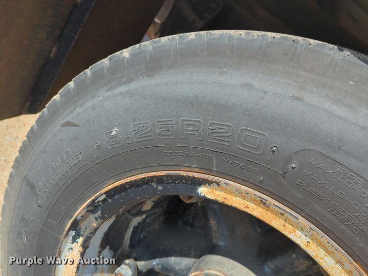 image for item OL9244 1988 GMC C6000 refrigerated truck