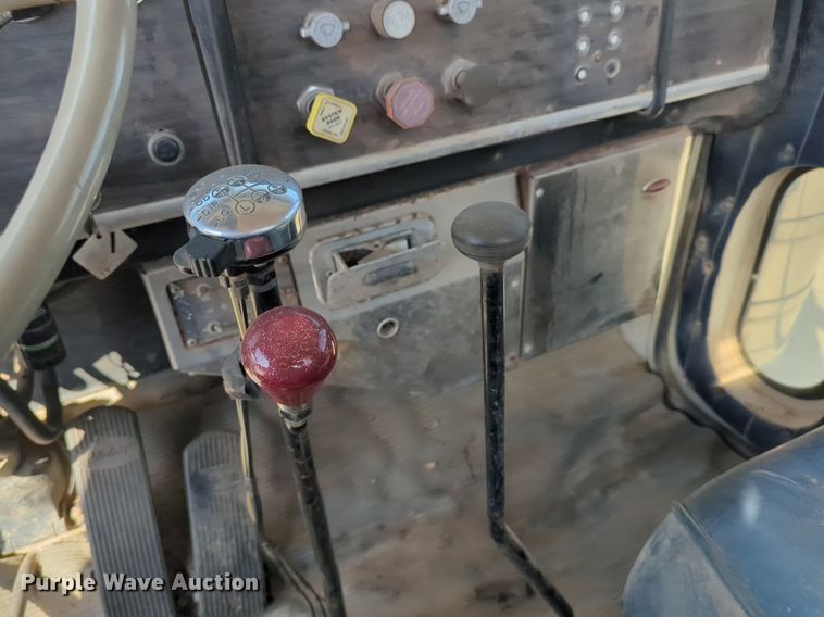 image for item OL9245 1979 Peterbilt 353S23 winch truck