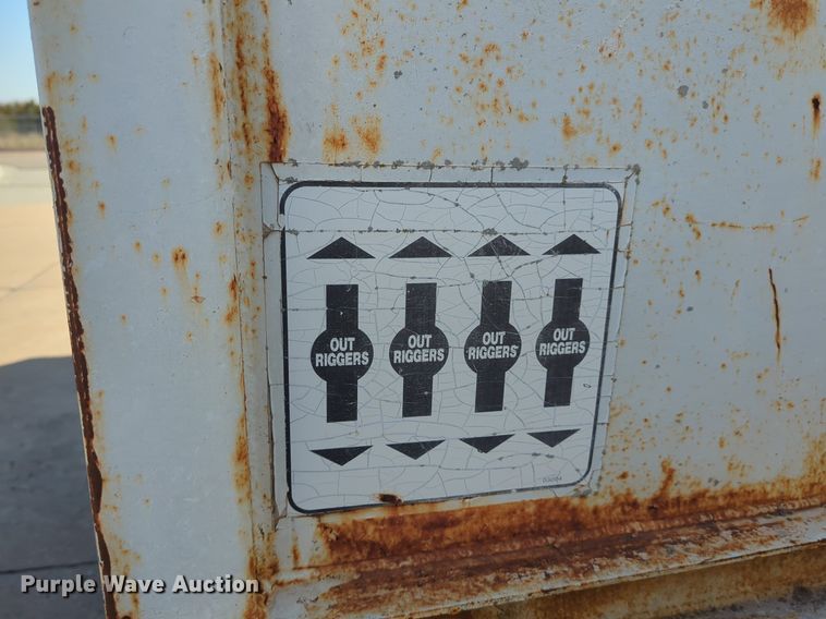 image for item OL9247 1995 Mack Midliner CS300P crane truck