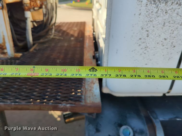 image for item OL9247 1995 Mack Midliner CS300P crane truck