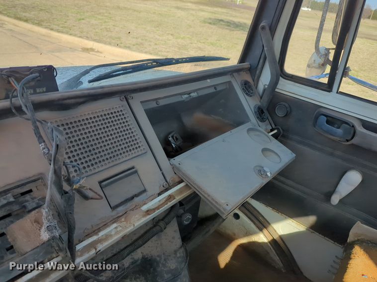 image for item OL9247 1995 Mack Midliner CS300P crane truck