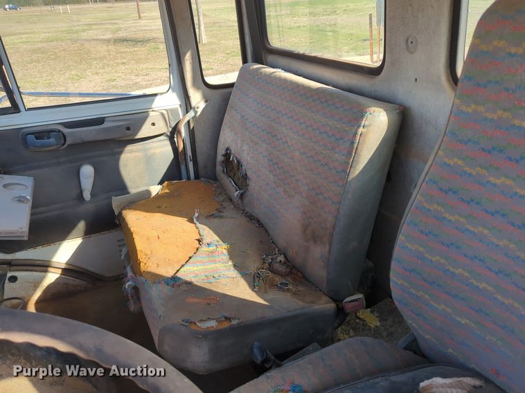 image for item OL9247 1995 Mack Midliner CS300P crane truck