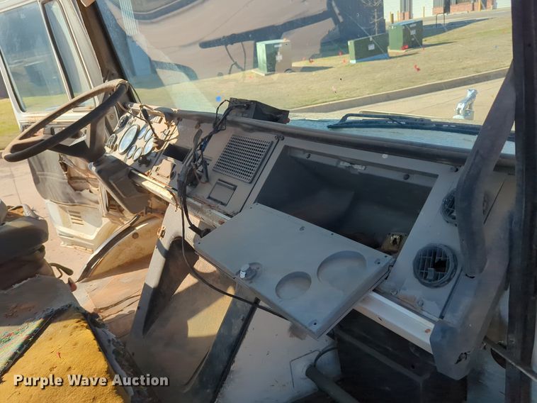 image for item OL9247 1995 Mack Midliner CS300P crane truck