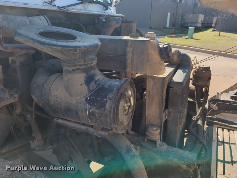 image for item OL9247 1995 Mack Midliner CS300P crane truck