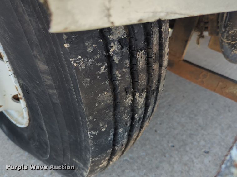 image for item OL9247 1995 Mack Midliner CS300P crane truck