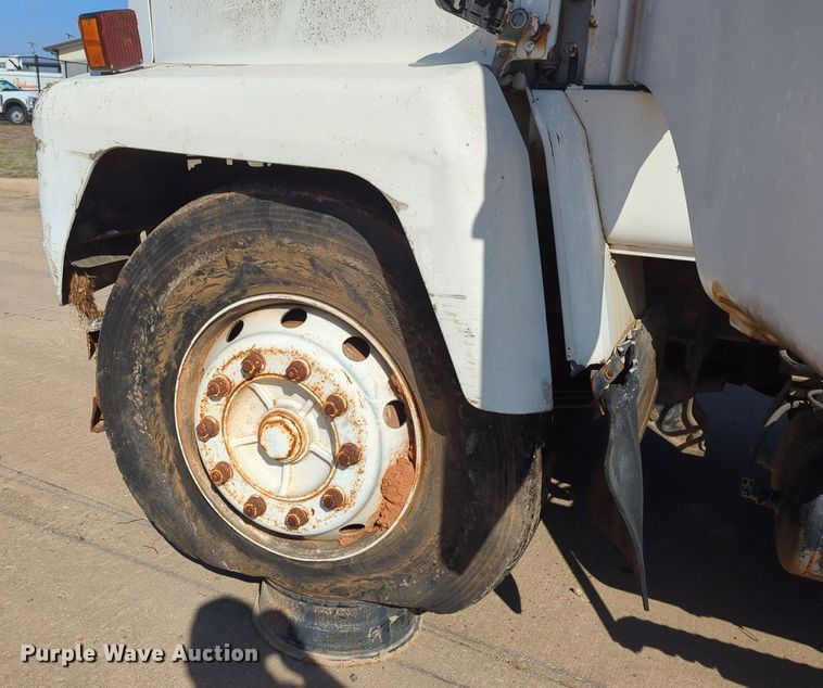 image for item OL9247 1995 Mack Midliner CS300P crane truck