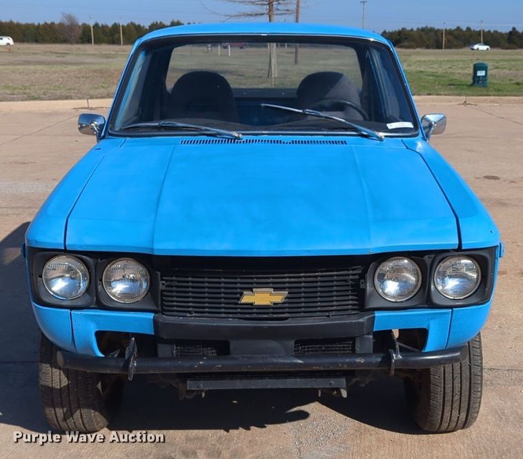 image for item OL9248 1975 Chevrolet LUV pickup truck