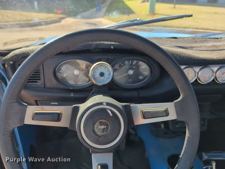 image for item OL9248 1975 Chevrolet LUV pickup truck