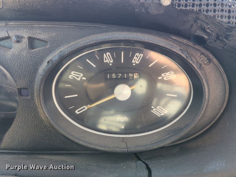 image for item OL9248 1975 Chevrolet LUV pickup truck