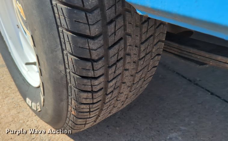 image for item OL9248 1975 Chevrolet LUV pickup truck