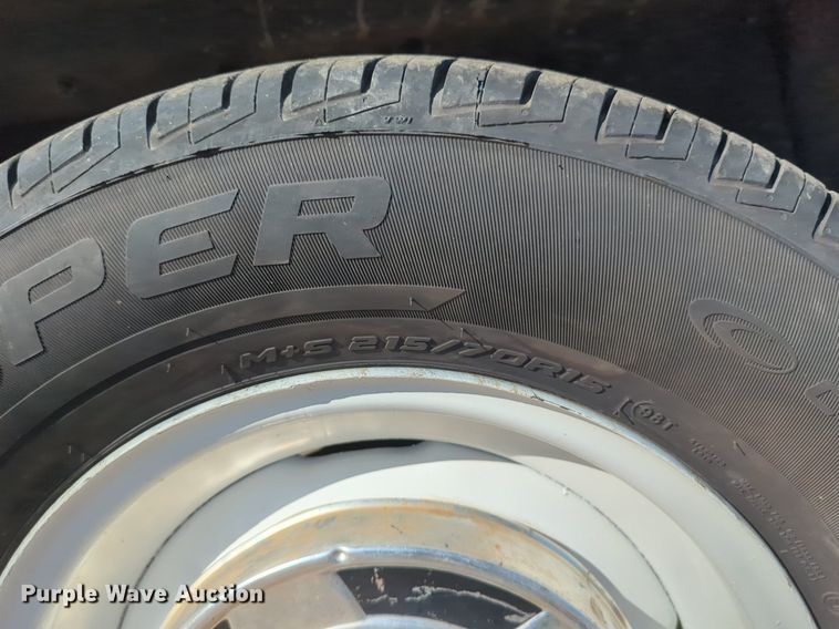 image for item OL9248 1975 Chevrolet LUV pickup truck