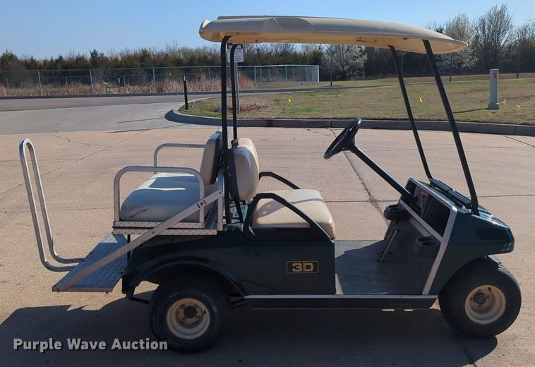 image for item OL9249 2004 Club Car DS golf cart