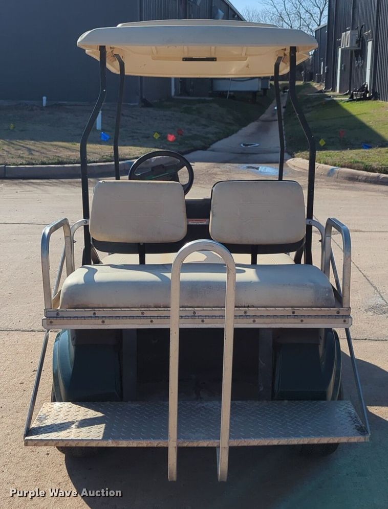 image for item OL9249 2004 Club Car DS golf cart