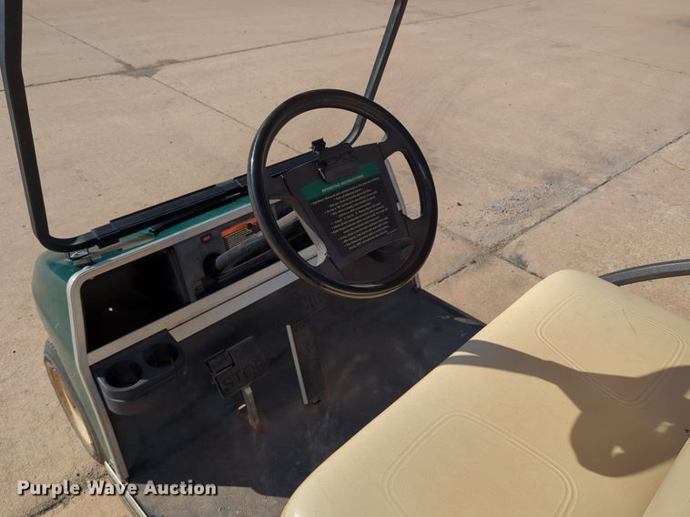 image for item OL9249 2004 Club Car DS golf cart