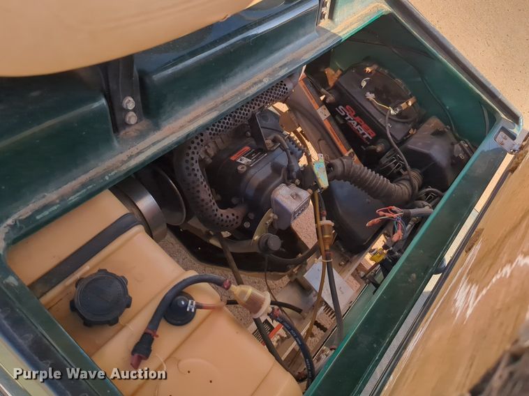 image for item OL9249 2004 Club Car DS golf cart