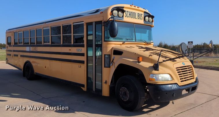 image for item OL9250 2009 Bluebird Vision school bus