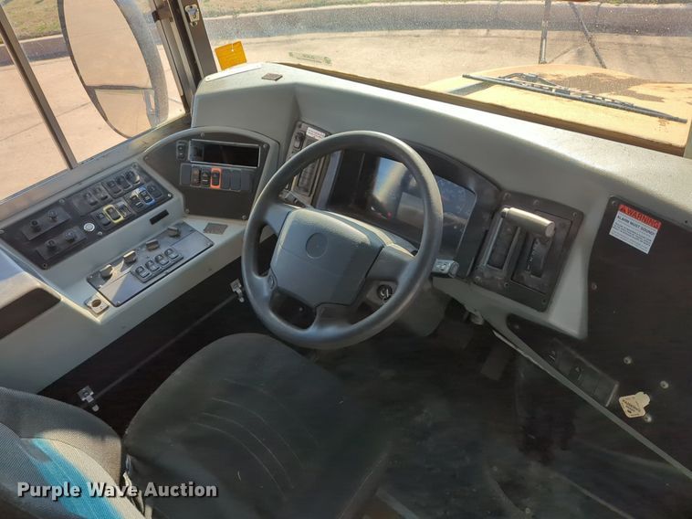 image for item OL9250 2009 Bluebird Vision school bus