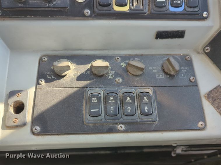 image for item OL9250 2009 Bluebird Vision school bus