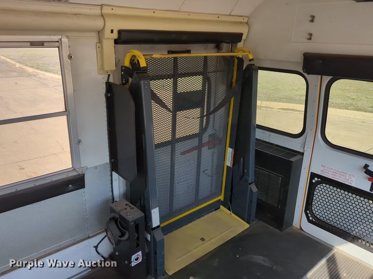 image for item OL9250 2009 Bluebird Vision school bus