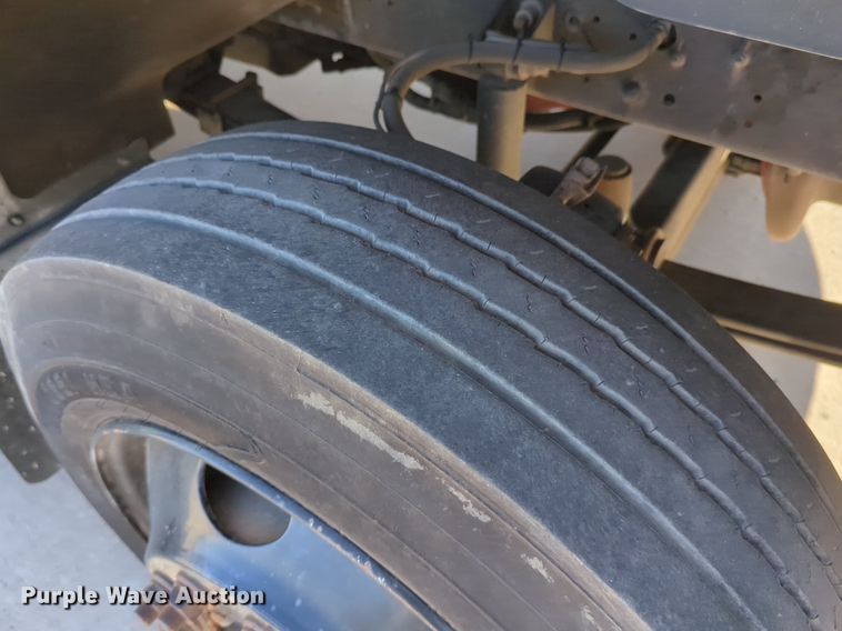 image for item OL9250 2009 Bluebird Vision school bus