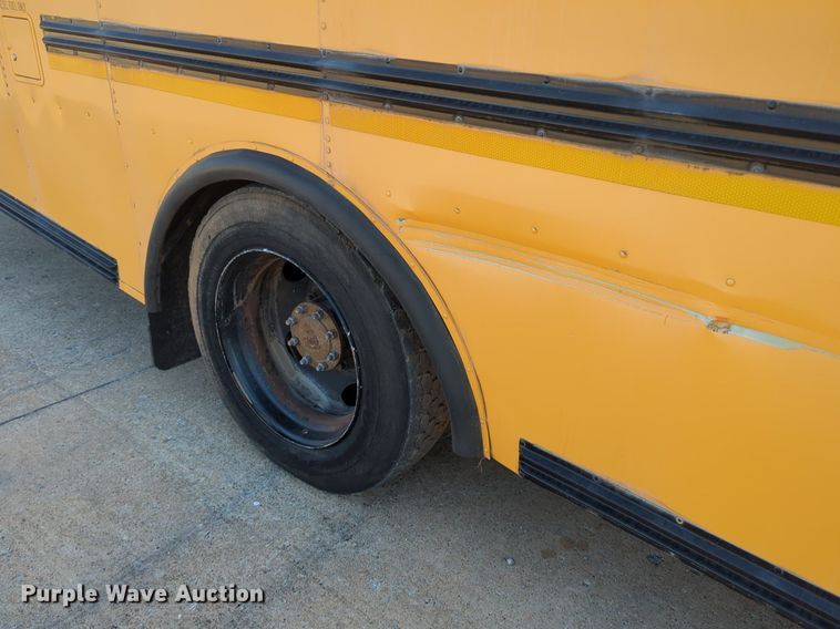 image for item OL9250 2009 Bluebird Vision school bus