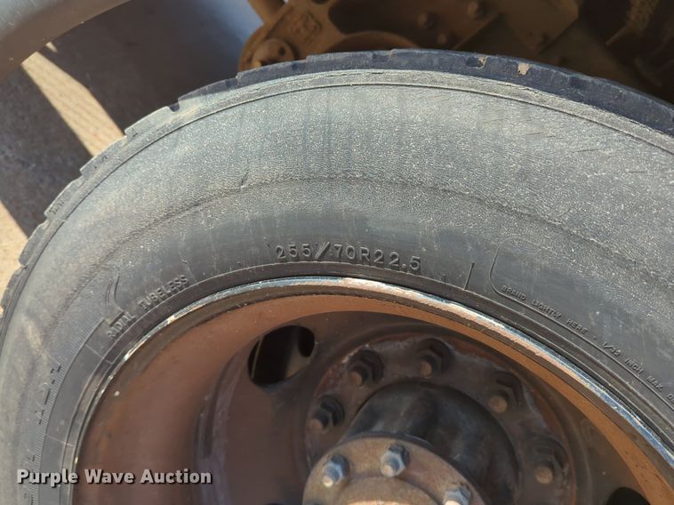 image for item OL9250 2009 Bluebird Vision school bus