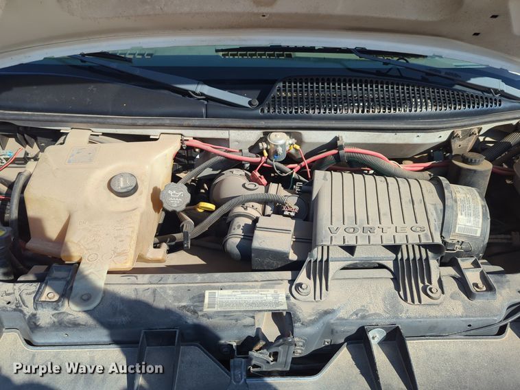 image for item OL9251 2005 Chevrolet Express G3500 box van