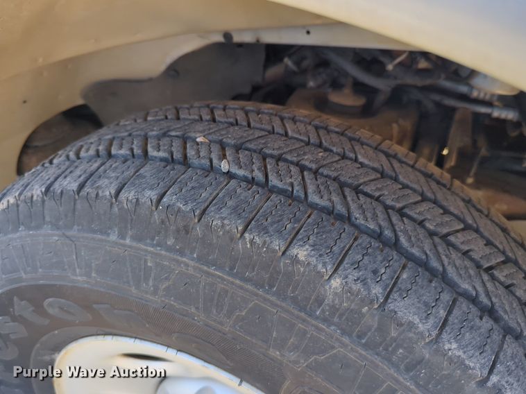 image for item OL9251 2005 Chevrolet Express G3500 box van